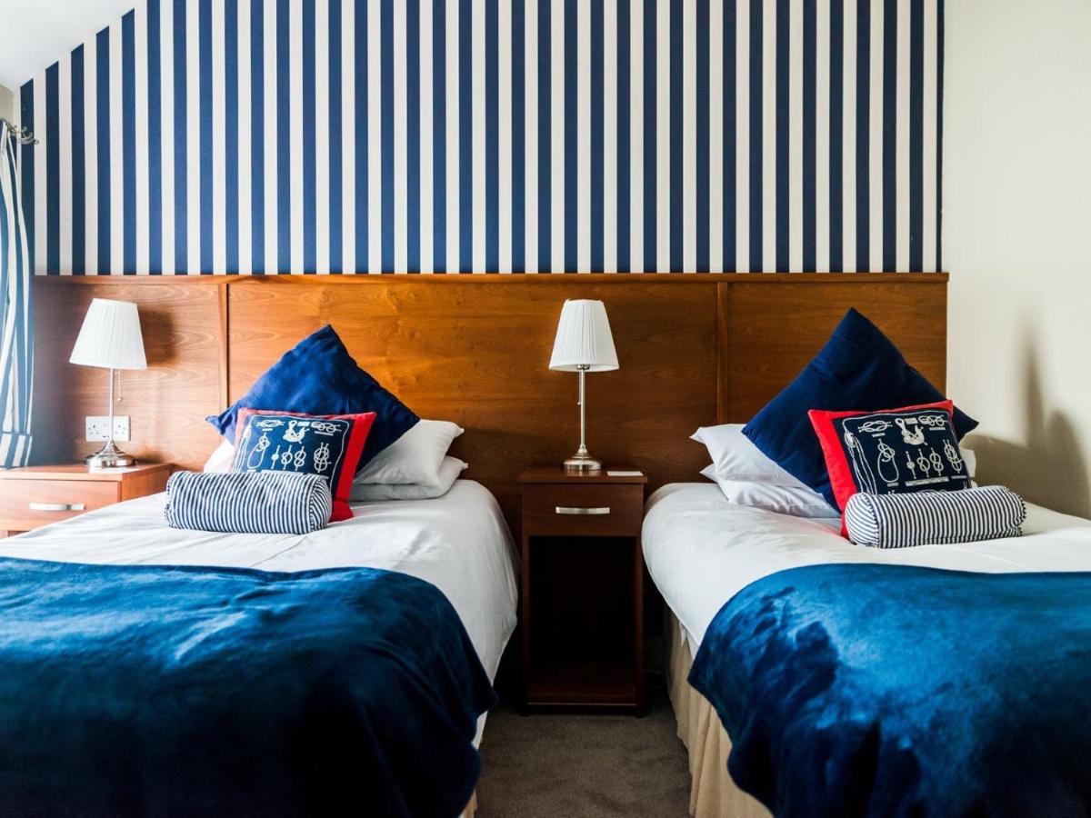 Hotel Pier 36 Donaghadee Esterno foto